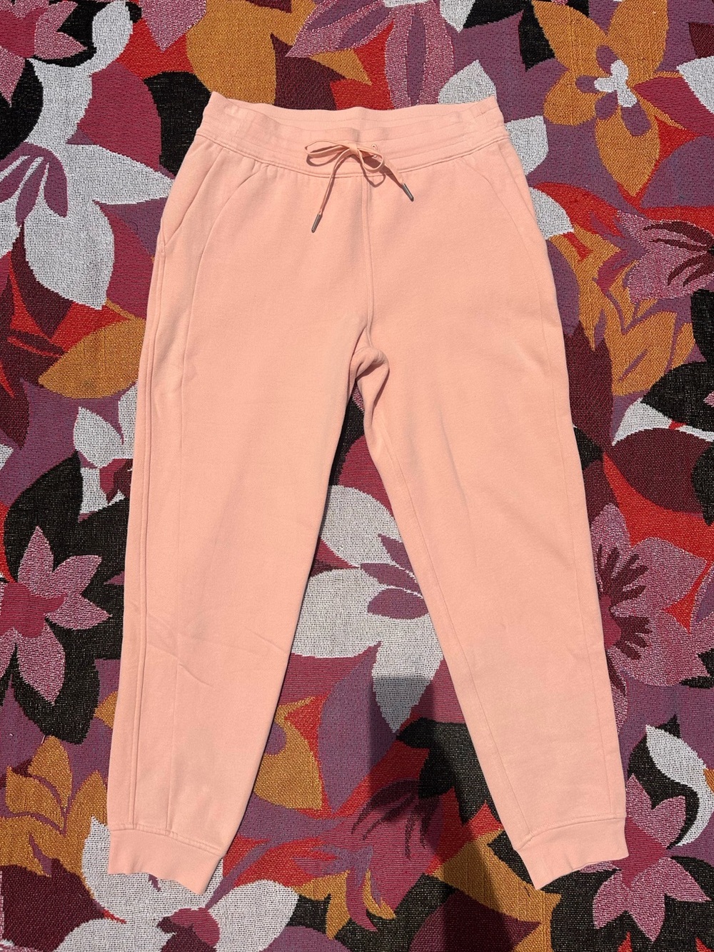 Lululemon Scuba High Rise Jogger 7/8 Length Peach Satin - Picture 3 of 8